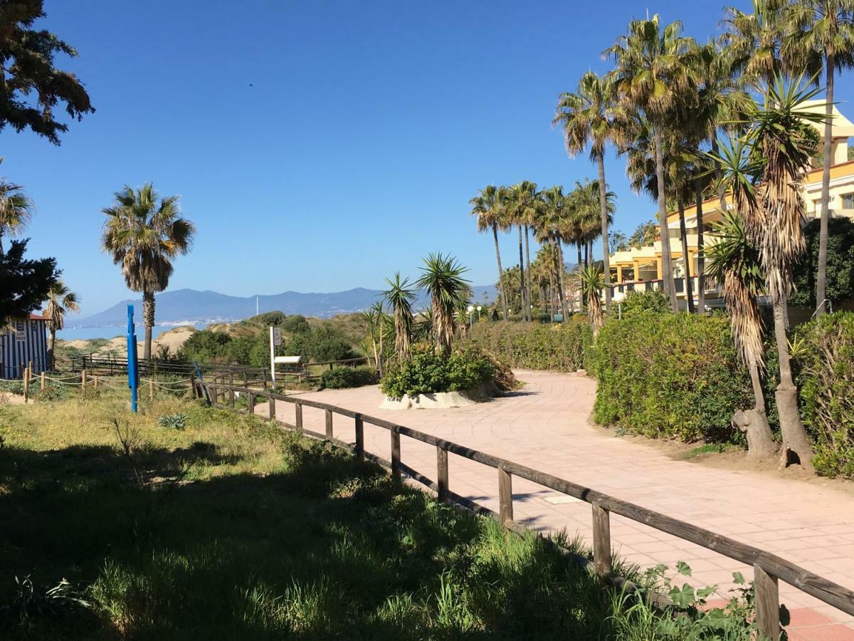 Estudio Con Insuperables Vistas Al Mar: Aparcamiento Marbella Exterior photo